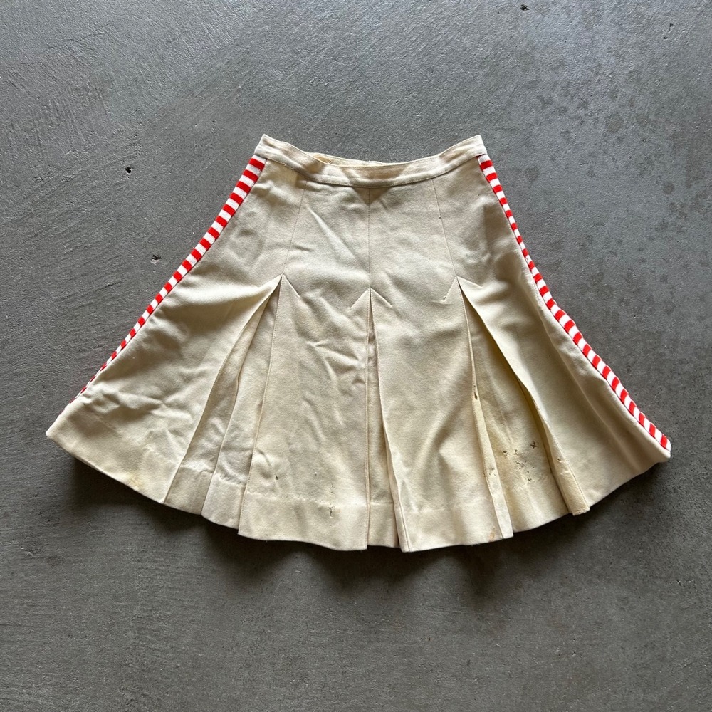 Vintage 70s Jean Lee Originals Cheerleader Skirt Size 24 Pleated Cream Red Boho